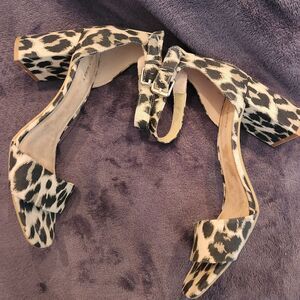 Women’s Old Navy Size 10 3” Cheetah Heels Chic